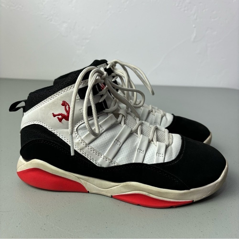 SHAQ Boys Basketball Shoes Black White Size 4.5 D 172764 Youth